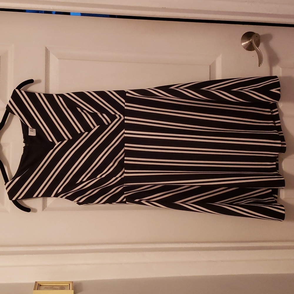 Elle black and white striped dress